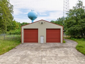 44 Progress Dr, Signal Mountain, TN for lease Building Photo- Image 2 of 29