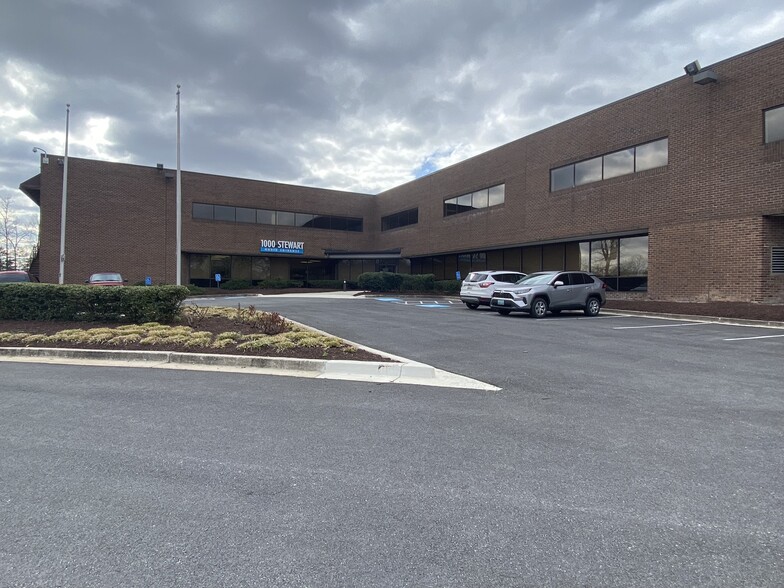 1000 Stewart Ave, Glen Burnie, MD for lease - Building Photo - Image 2 of 10