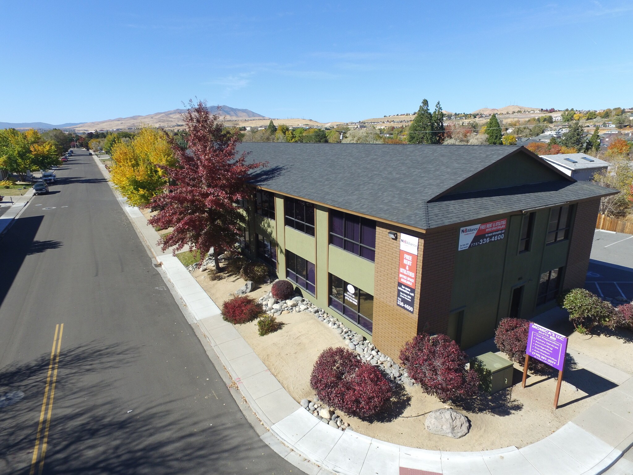 1855 Sullivan Ln, Sparks, NV 89431 Office for Lease