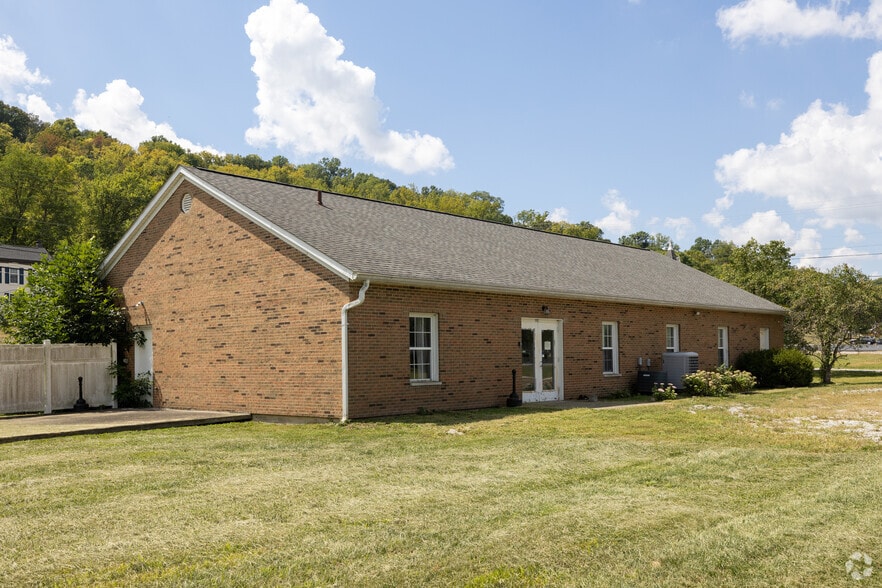 5783 Mary Ingles Hwy, Melbourne, KY for lease - Primary Photo - Image 1 of 18