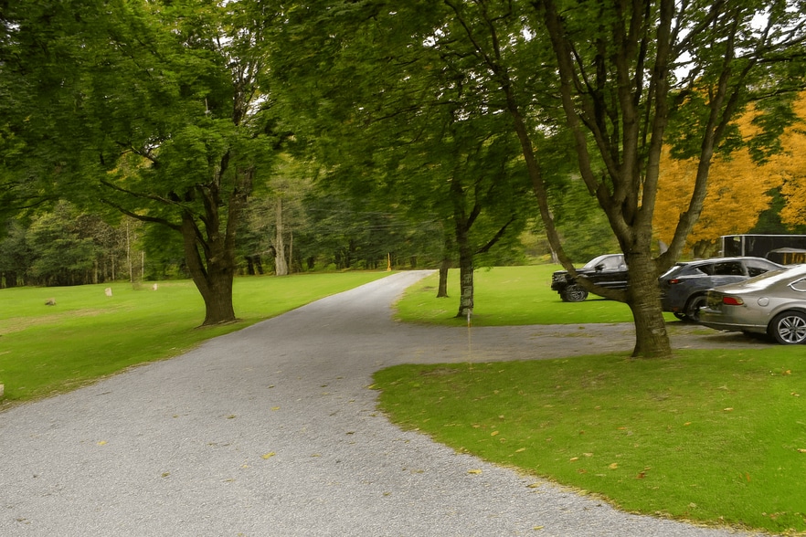 334 W Creek Rd, Cogan Station, PA for sale - Building Photo - Image 2 of 13