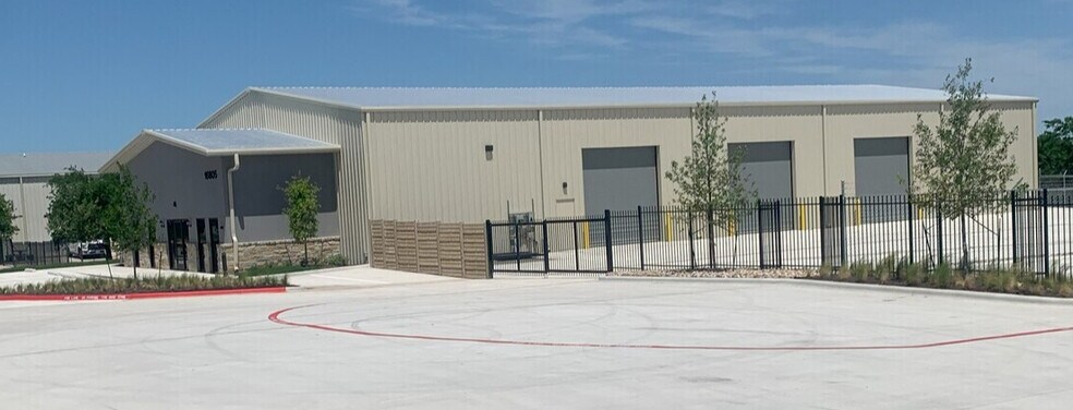 16805 Calply Dr, Round Rock, TX for lease - Primary Photo - Image 2 of 2