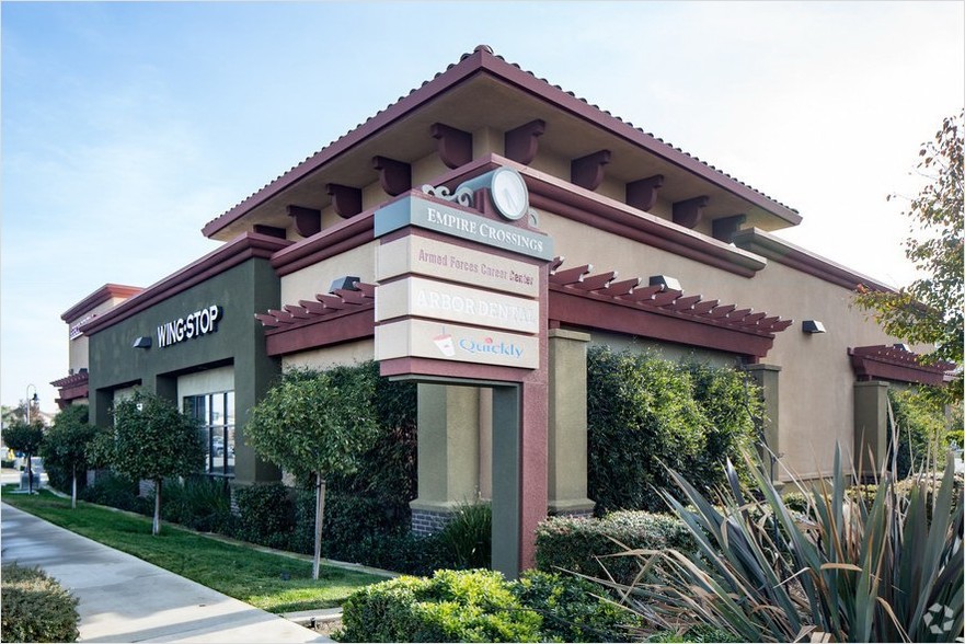 2415 Empire Ave, Brentwood, CA for lease - Building Photo - Image 1 of 6