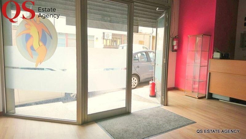 Blanes, GER 17300 - Unit Pta. 1 - - Interior Photo - Image 1 of 6