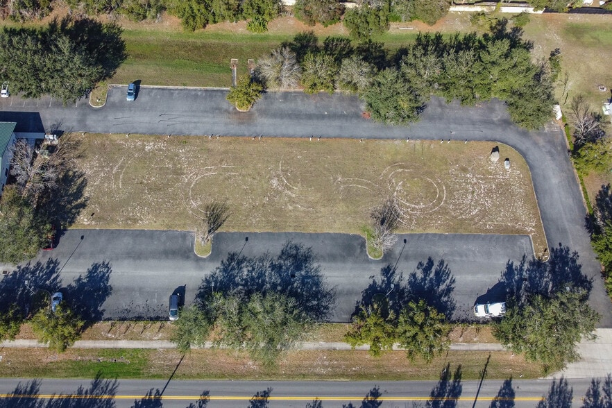 Lake Center #2, Mount Dora, FL for lease - Other - Image 2 of 5