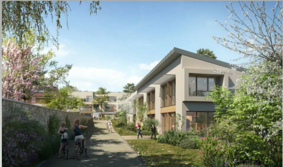 Retail in Verneuil-sur-Seine for lease Building Photo- Image 1 of 8