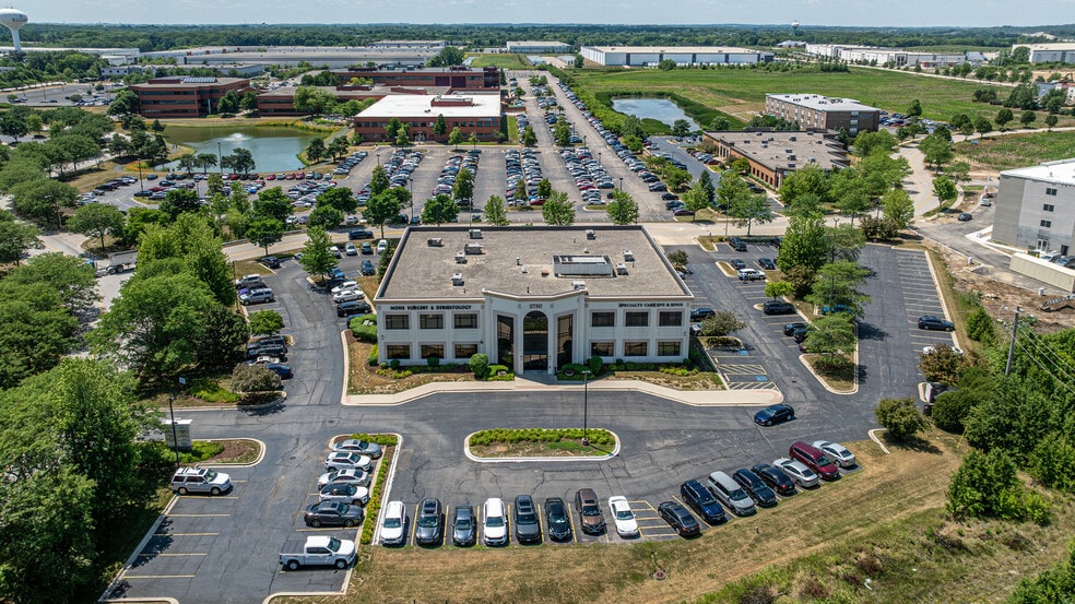 1750 N Randall Rd, Elgin, IL for lease - Building Photo - Image 3 of 7