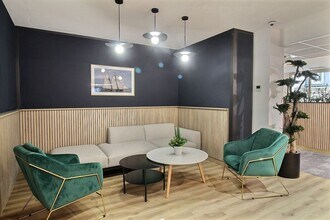 45-49 rue de Monceau, Paris for lease Interior Photo- Image 1 of 7