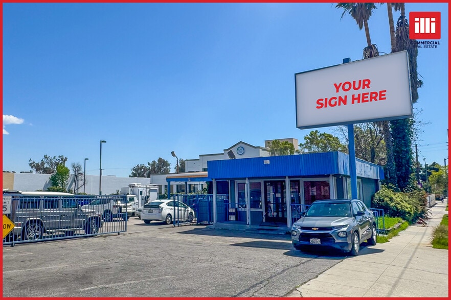 2220 N Hollywood Way, Burbank, CA for lease - Building Photo - Image 1 of 7