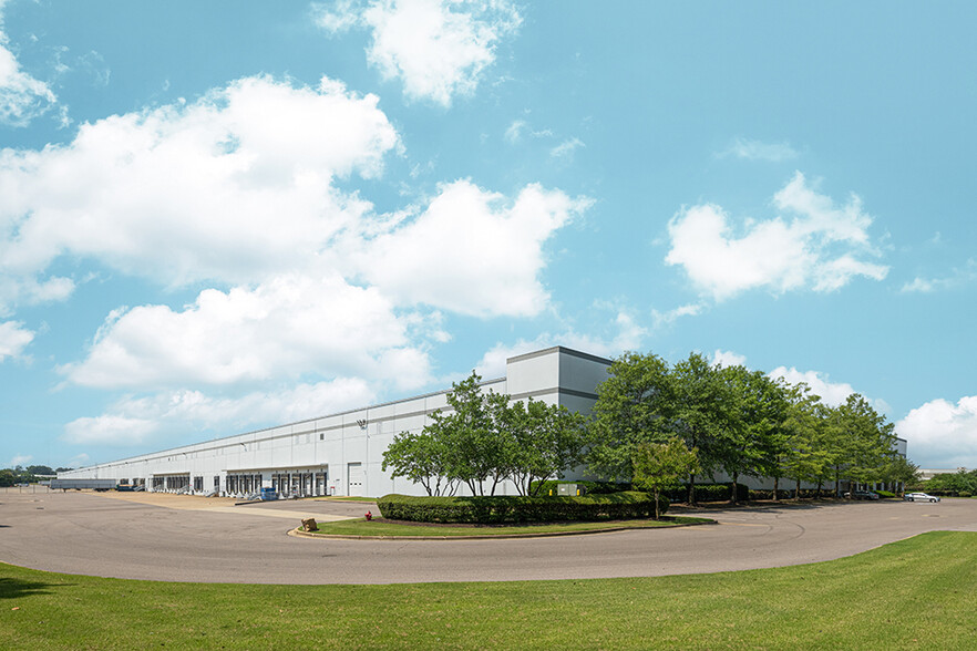 5300 Hickory Hill Rd, Memphis, TN for lease - Building Photo - Image 3 of 15