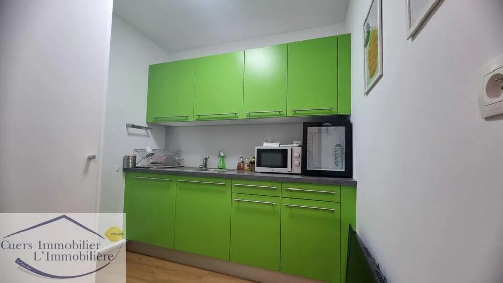 Office in Solliès-Pont for sale - Building Photo - Image 3 of 8