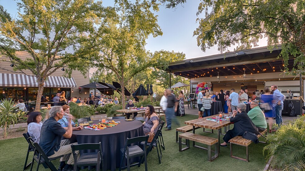 7100 N 12th St, Phoenix, AZ for sale - Primary Photo - Image 1 of 1