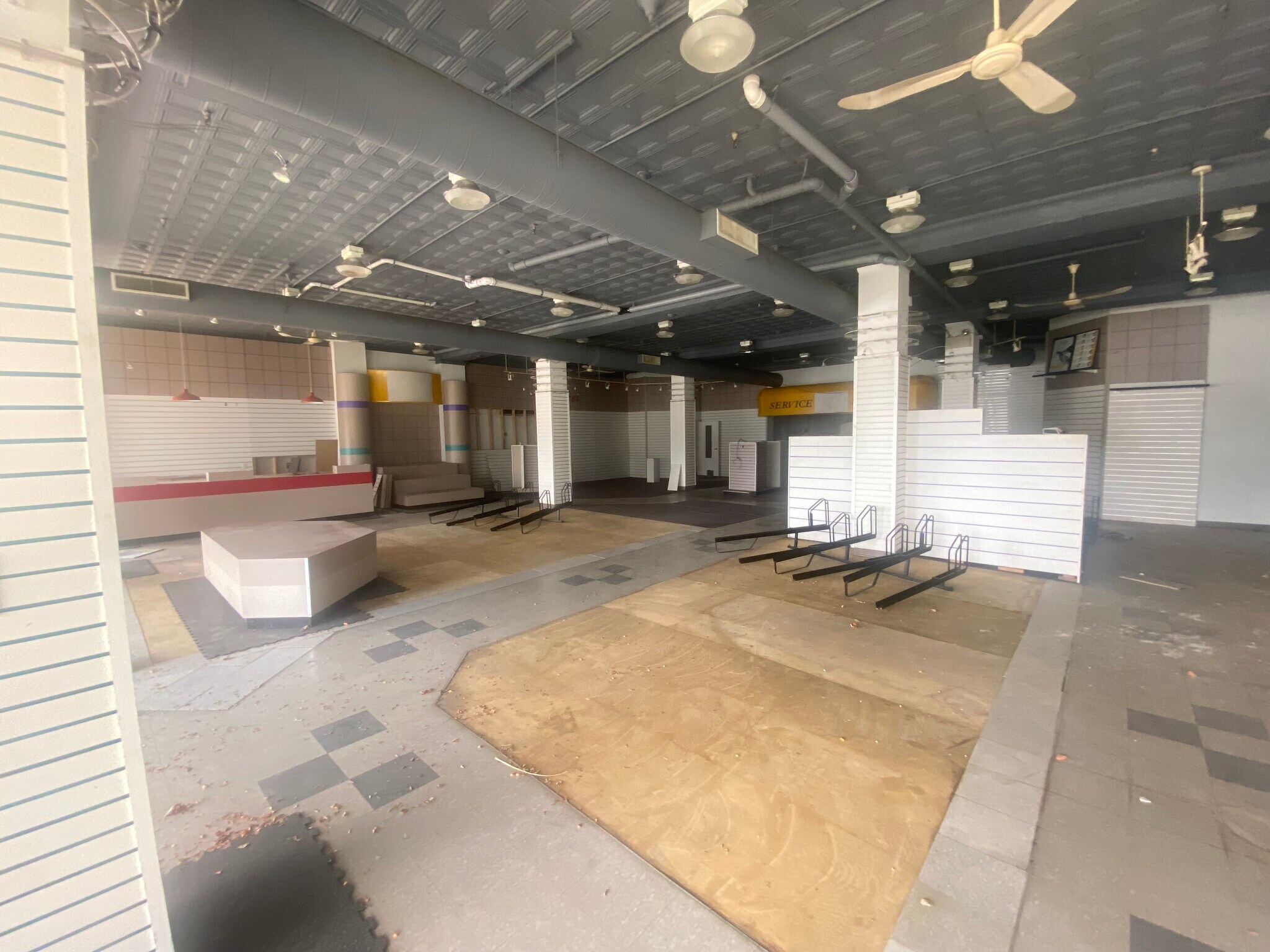 200 Wyoming Ave, Kingston, PA for lease Interior Photo- Image 1 of 4