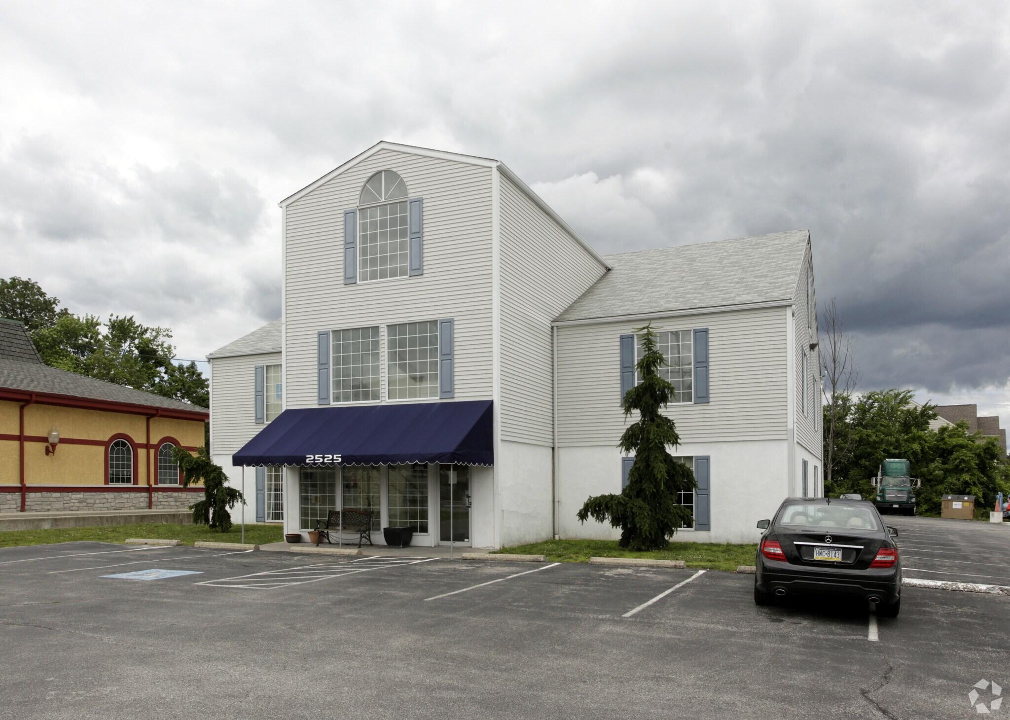 2525 W Main St, Norristown, PA for sale Primary Photo- Image 1 of 1