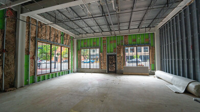 401 E Douglas Ave, Wichita, KS for lease Interior Photo- Image 2 of 6