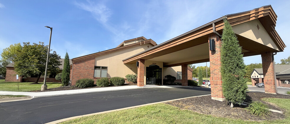 2835 SW Mission Woods Dr, Topeka, KS for lease - Building Photo - Image 1 of 6