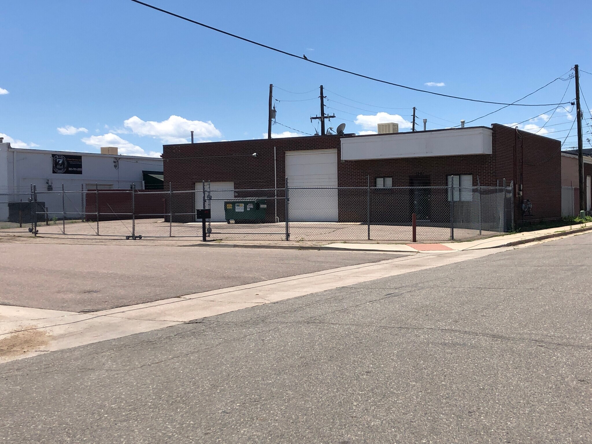 1201 W Lehigh Pl, Englewood, CO for lease Primary Photo- Image 1 of 23