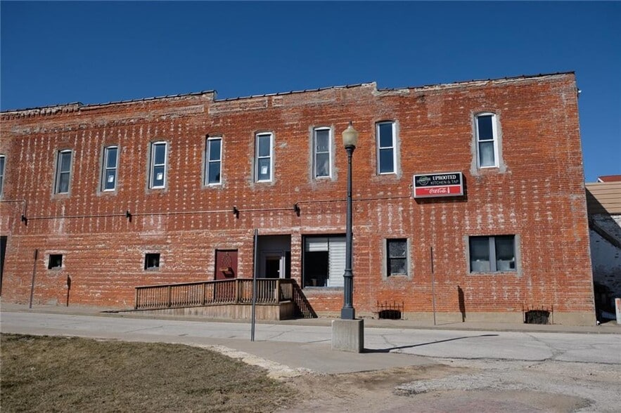 1000 Tinsman Ave, Trenton, MO for sale - Building Photo - Image 3 of 15