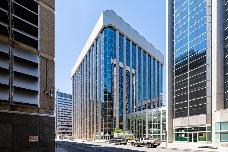 99 Bank St, Ottawa, ON for lease - Building Photo - Image 2 of 19