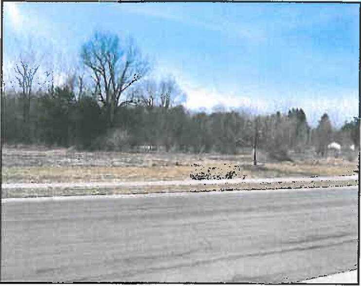 Commerce Way, East Aurora, NY for sale - Primary Photo - Image 1 of 1