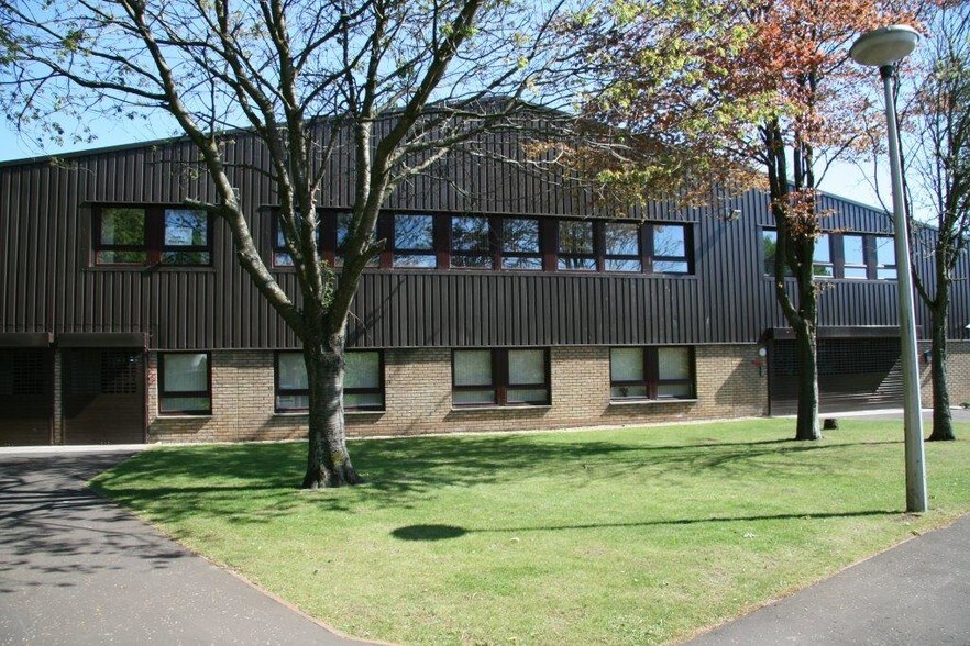 15 Munro Pl, Kilmarnock, EAY KA1 2NP