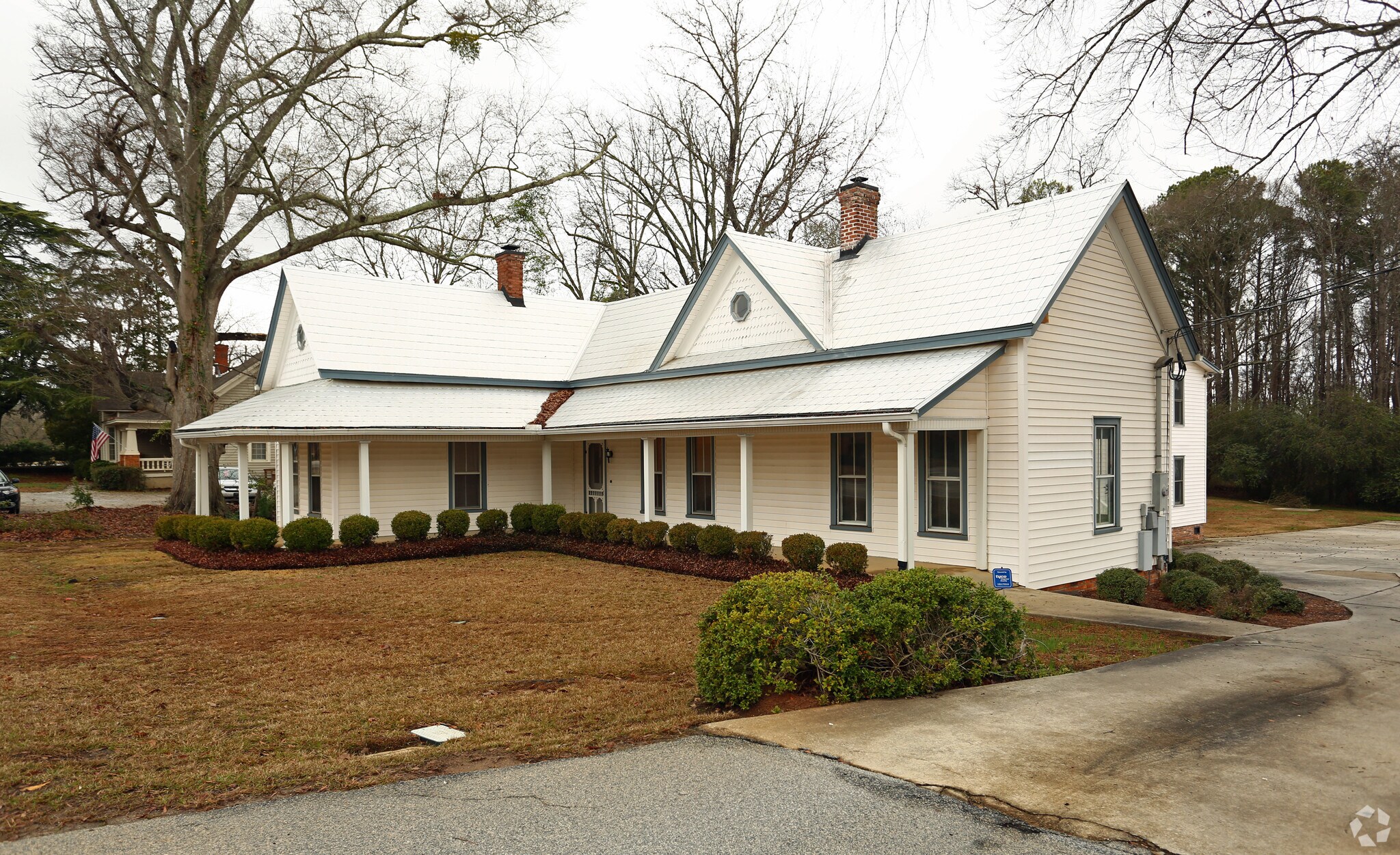 231 Columbia Ave, Chapin, SC for sale Primary Photo- Image 1 of 1