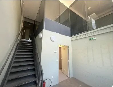 Avenue Du Tubé, Istres for lease Interior Photo- Image 1 of 2