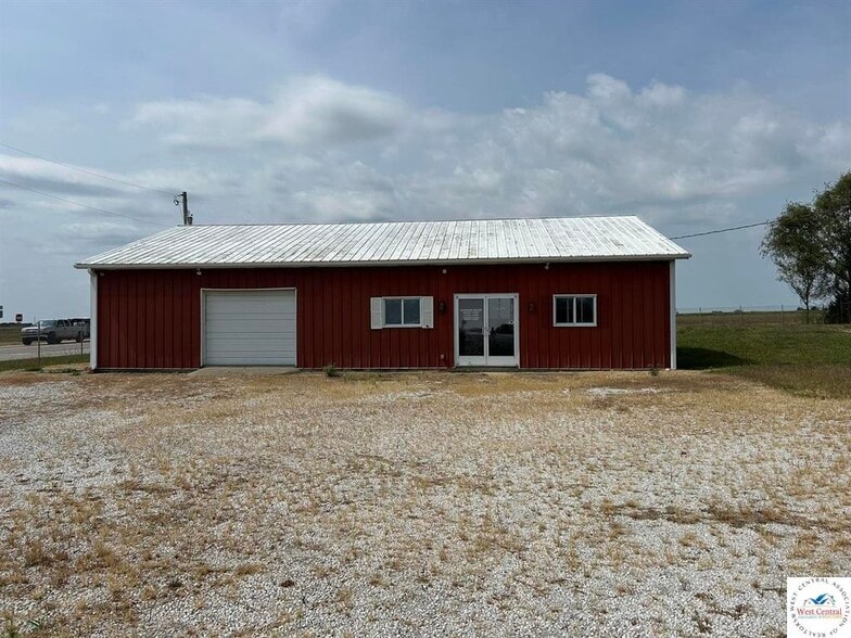 14981 Centerline Ave, Cole Camp, MO for sale - Building Photo - Image 1 of 12