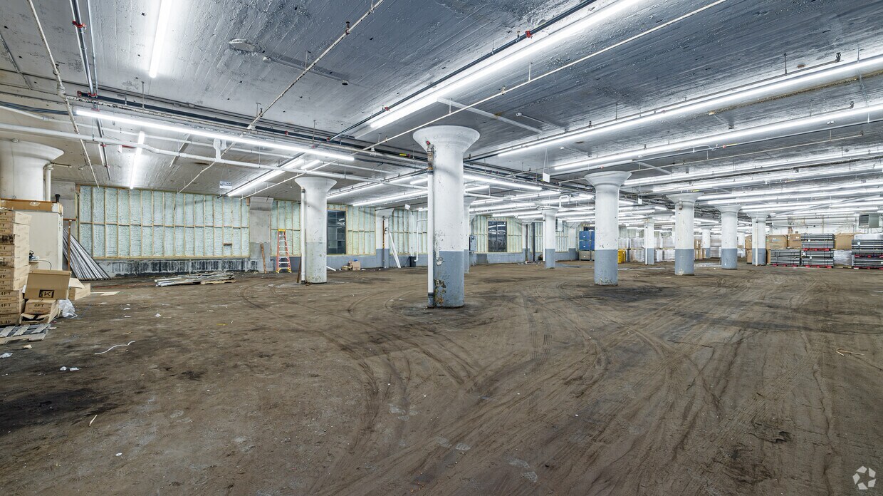 1309-1645 W Front St, Plainfield, NJ for lease Interior Photo- Image 1 of 5