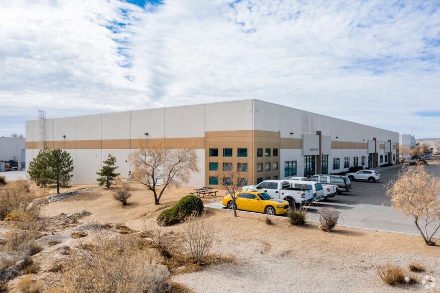 7300 Meridian Pl NW, Albuquerque, NM for sale - Primary Photo - Image 1 of 8