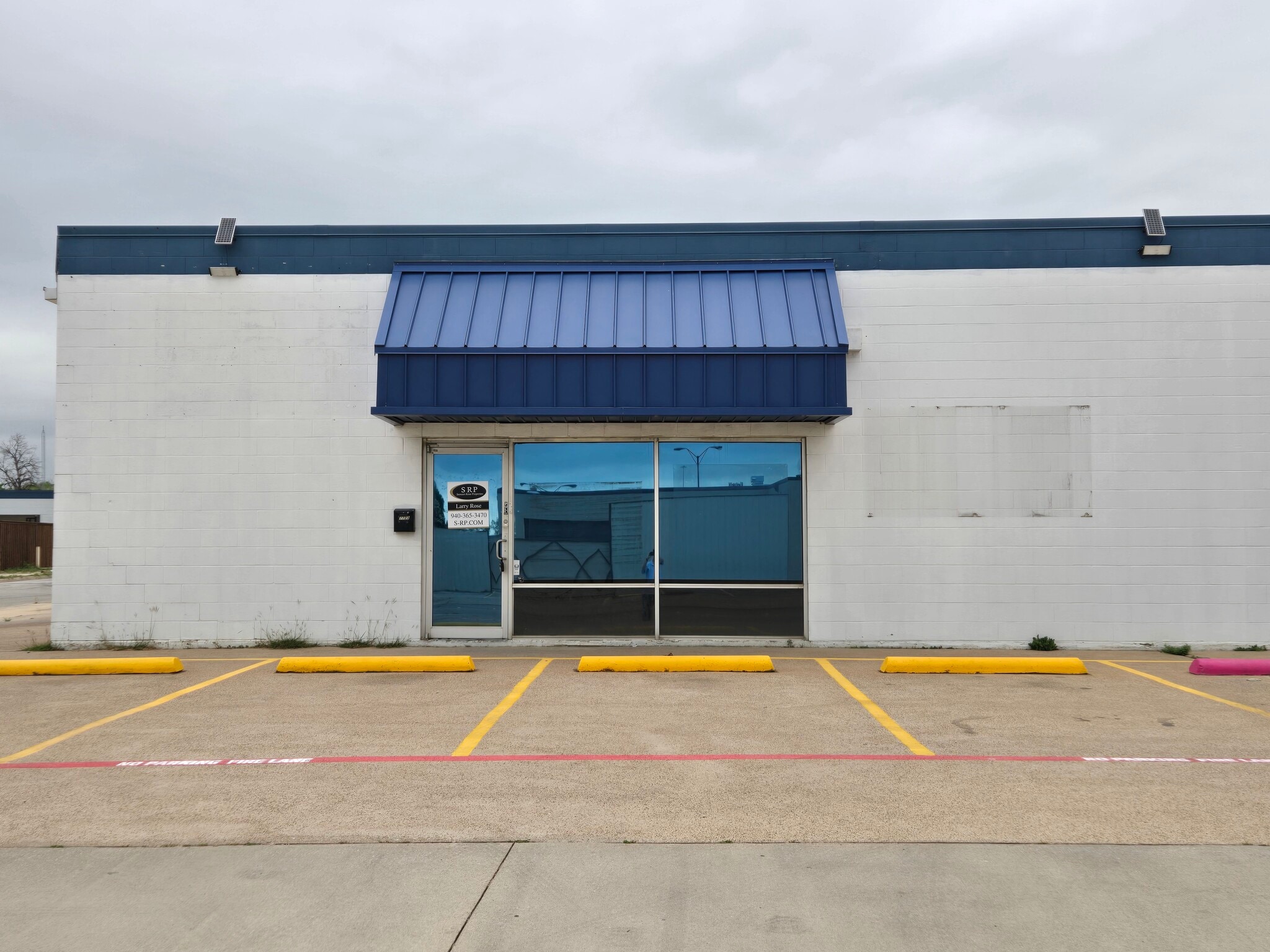 7723-7729 Maplewood Ave, North Richland Hills, TX for lease Interior Photo- Image 1 of 3