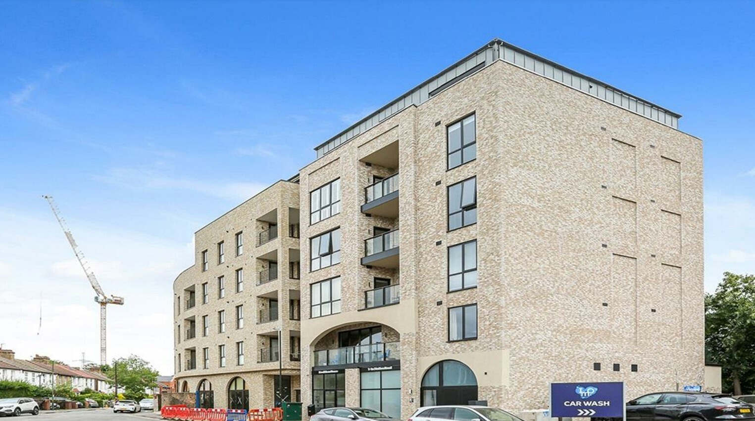 1 Station Rd, London for sale Primary Photo- Image 1 of 1