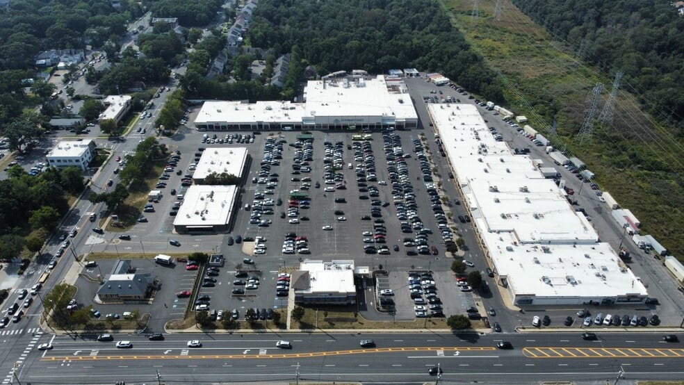 1700 Madison Ave, Lakewood, NJ for lease - Building Photo - Image 1 of 4