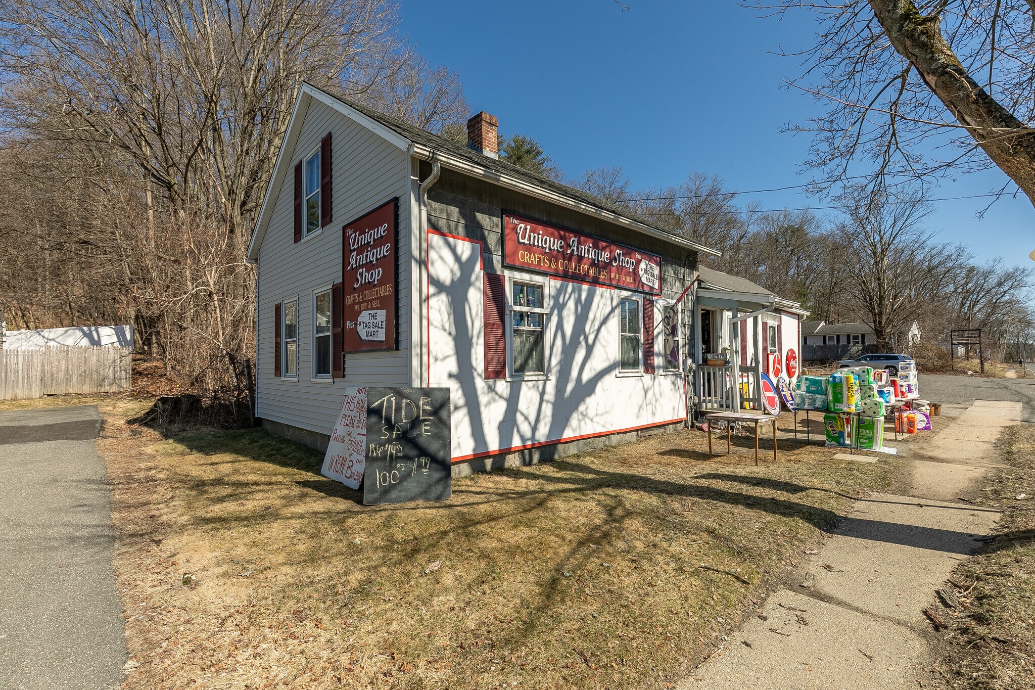 11081110 Park St, Palmer, MA 01069