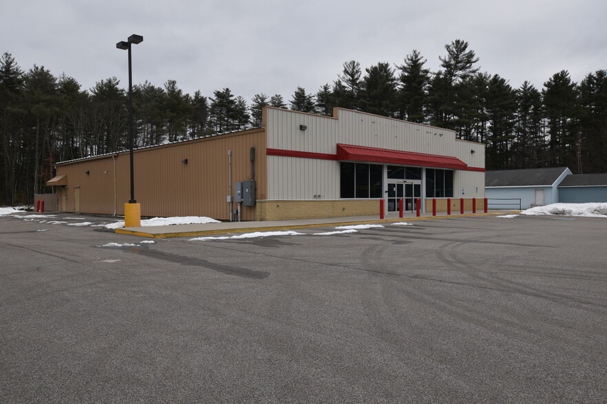 87 Milton Rd, Rochester, NH for sale - Primary Photo - Image 1 of 1