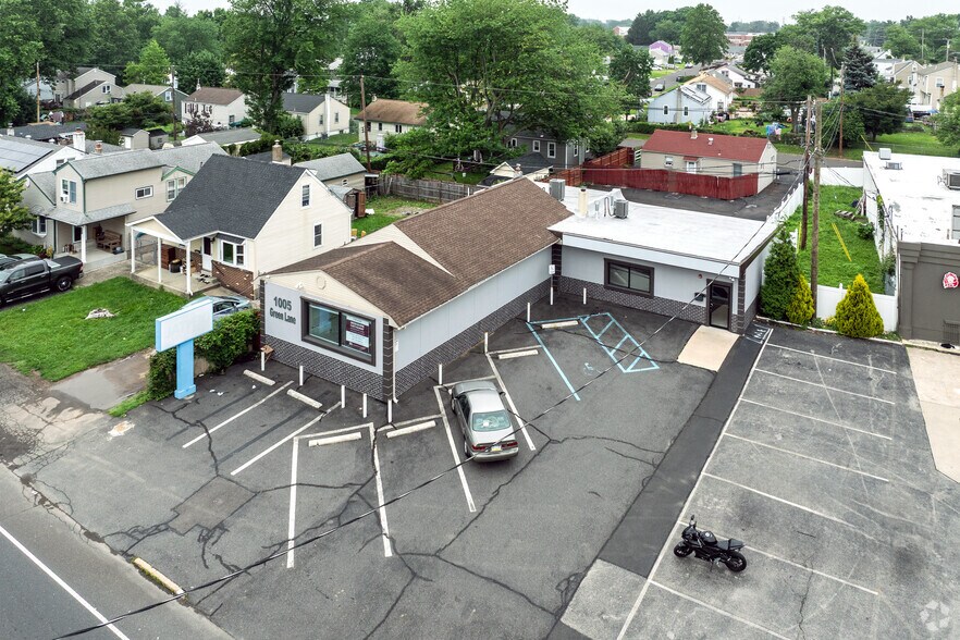 1005 Green Ln, Levittown, PA for sale - Aerial - Image 3 of 4