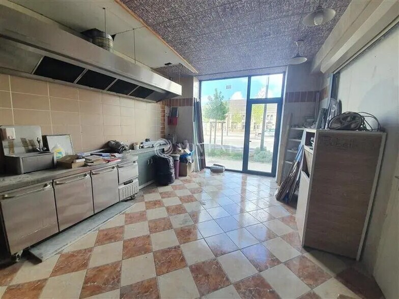 Retail in Périgueux for lease - Interior Photo - Image 3 of 5