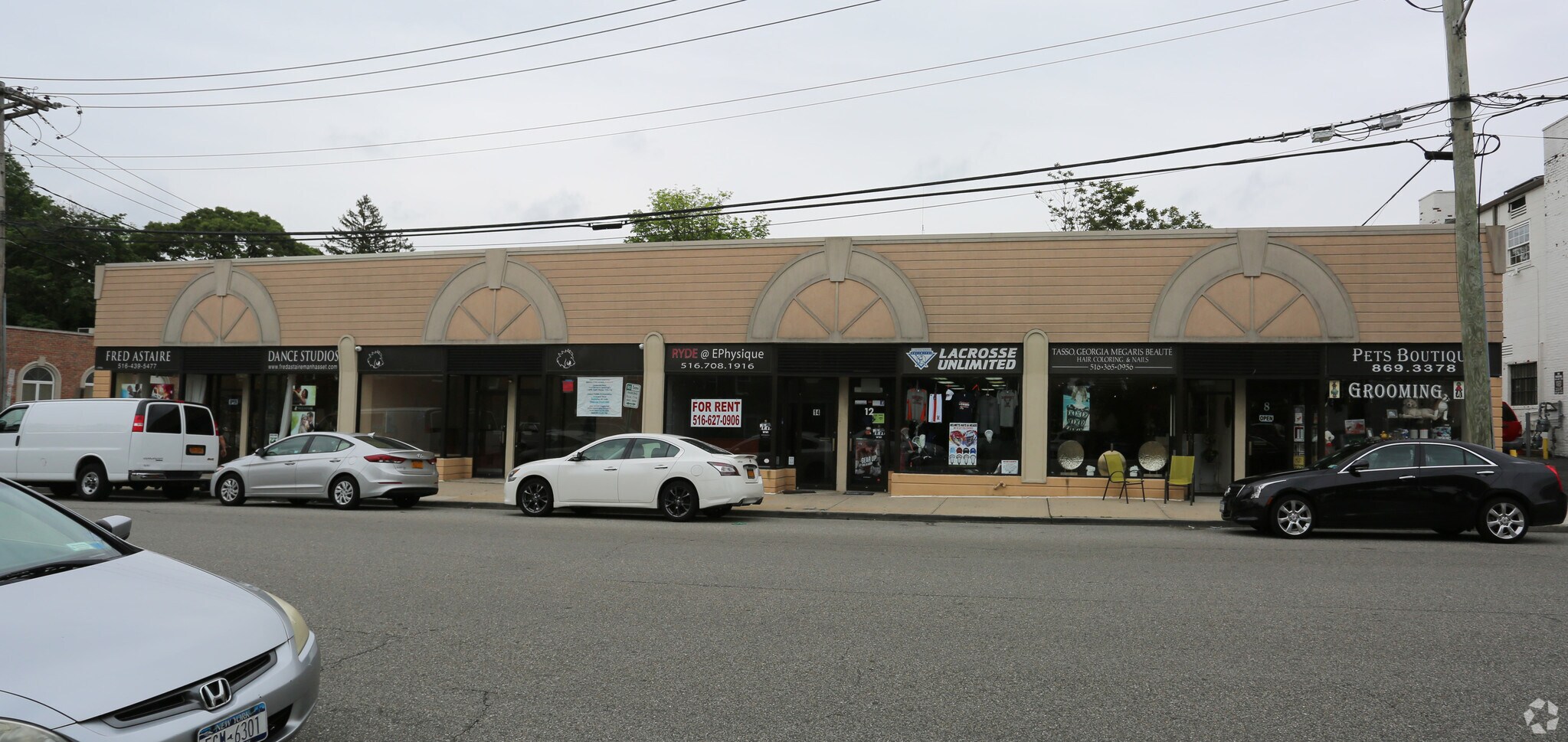 822 Park Ave, Manhasset, NY 11030 Retail For Sale