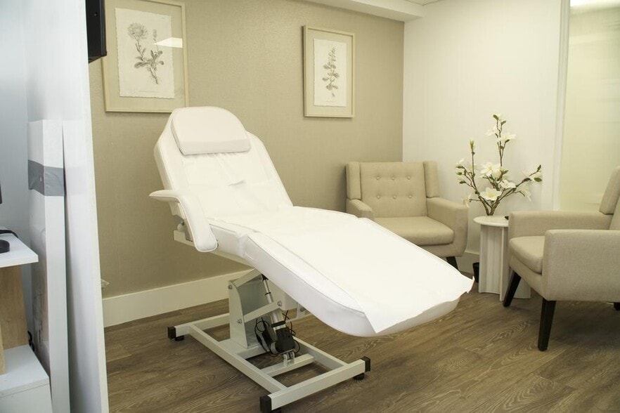 17 Linhope St, London for lease - Interior Photo - Image 1 of 12