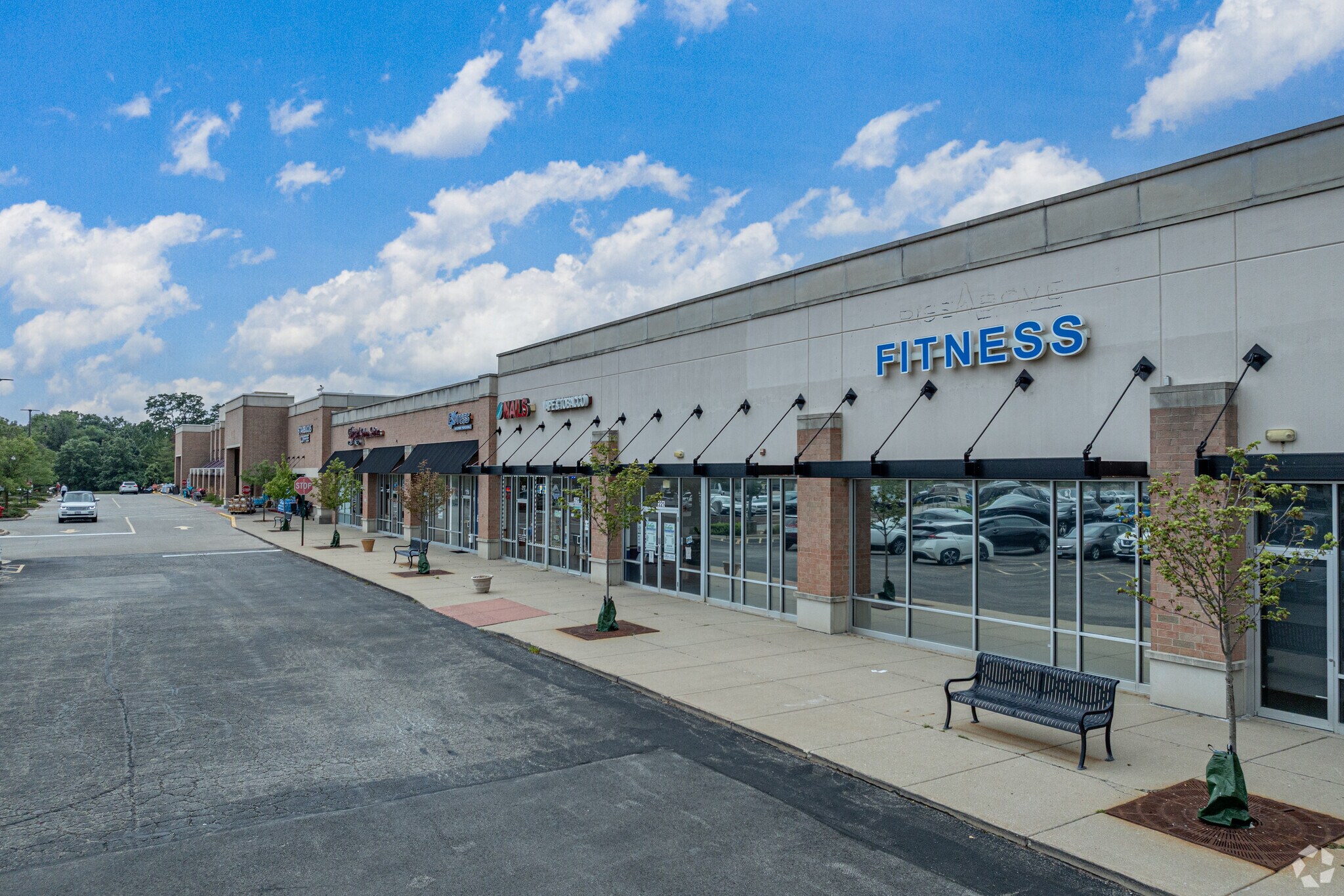 209-225 Brook Forest Ave, Shorewood, IL for lease Primary Photo- Image 1 of 6