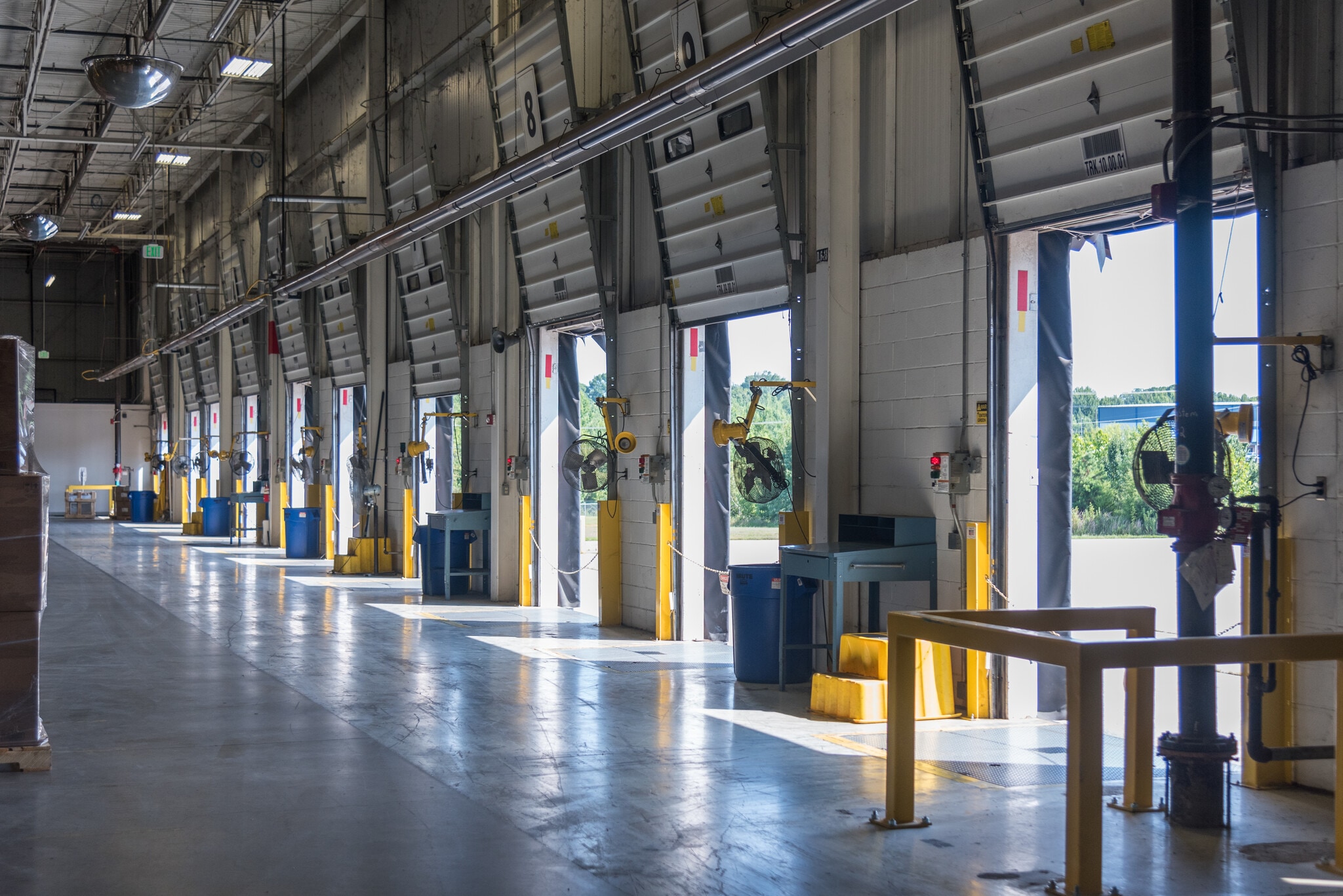 2000 Cane Creek Pky, Ringgold, VA for sale Interior Photo- Image 1 of 9