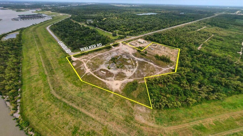 Walker Road, Belle Chasse, LA 70037