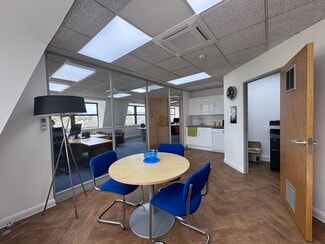 More details for 113 Winchester Rd, Eastleigh - Office for Lease