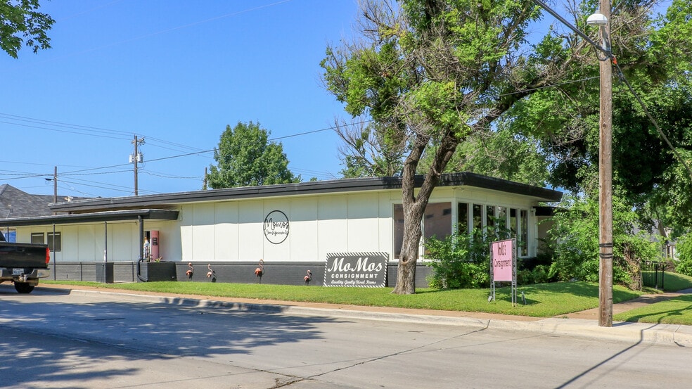 1212 Stevens St, Bridgeport, TX for sale - Building Photo - Image 2 of 7