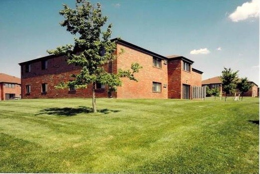 1011 N Garfield Ave, Pierre, SD for sale Primary Photo- Image 1 of 1