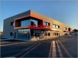Flex in Colomiers for lease - Building Photo - Image 1 of 11
