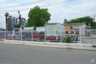 More details for 623 S Leona St, San Antonio, TX - Industrial for Sale