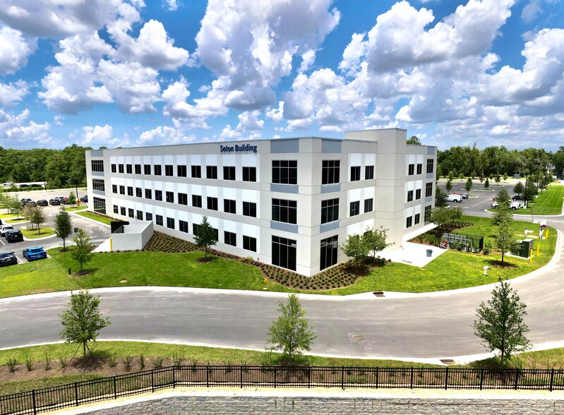 300 Saint Elizabeth Way, Jacksonville, FL for lease - Building Photo - Image 2 of 11