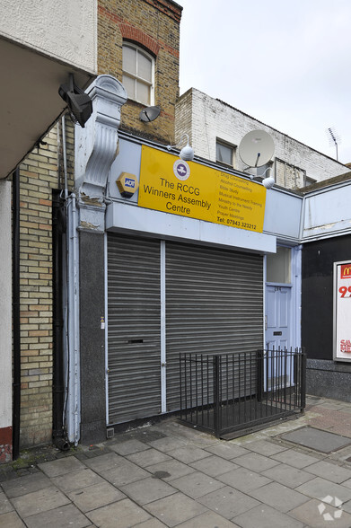 294 Brixton Rd, London for lease - Building Photo - Image 3 of 3