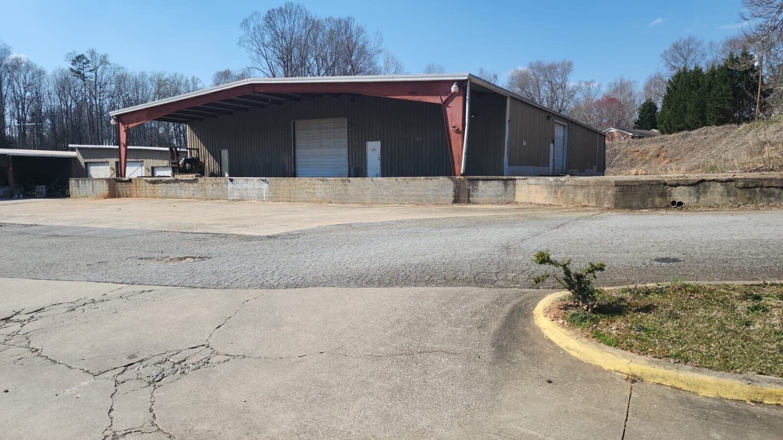 4200 S Church Street Ext, Roebuck, SC for lease Building Photo- Image 1 of 9
